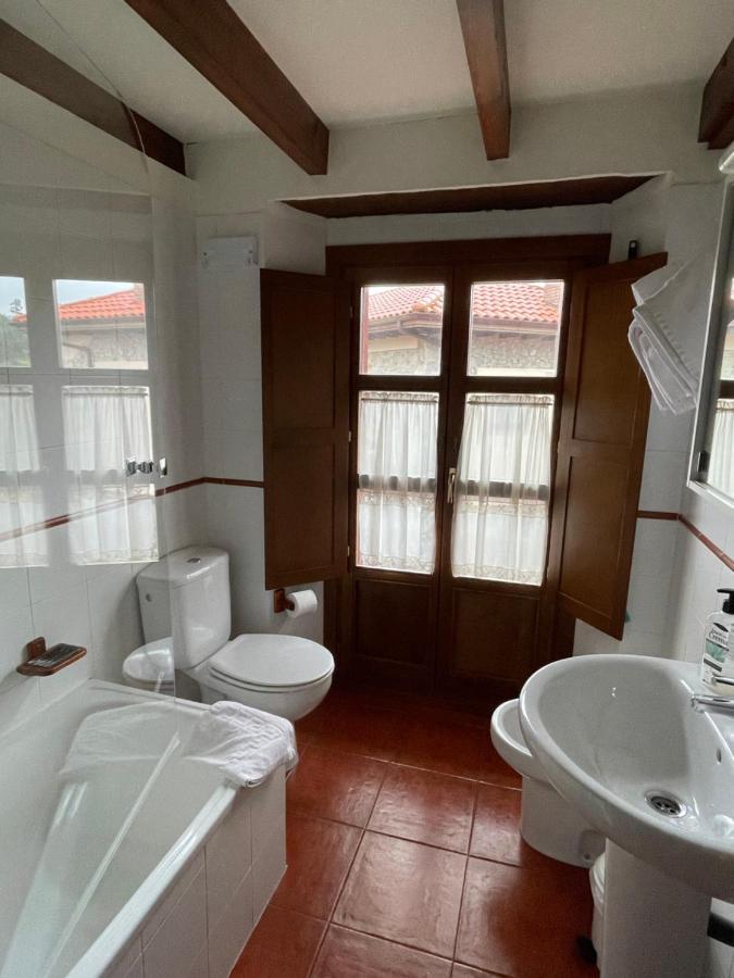 Apartamentos El Cueto De Los Collado Villanueva de Pria エクステリア 写真