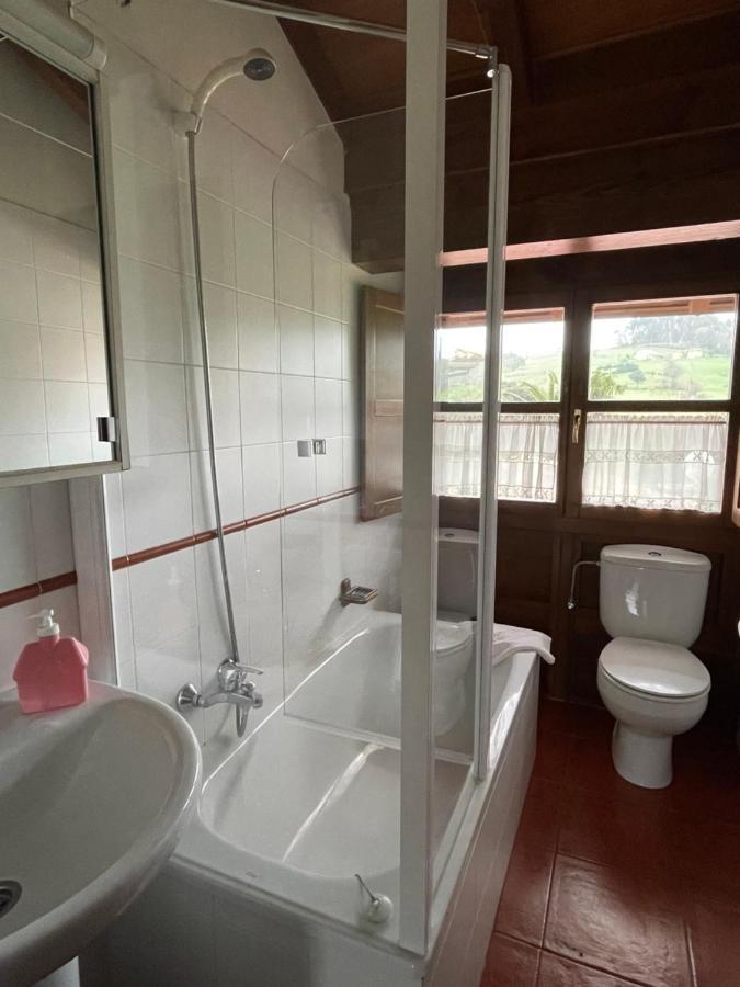 Apartamentos El Cueto De Los Collado Villanueva de Pria エクステリア 写真