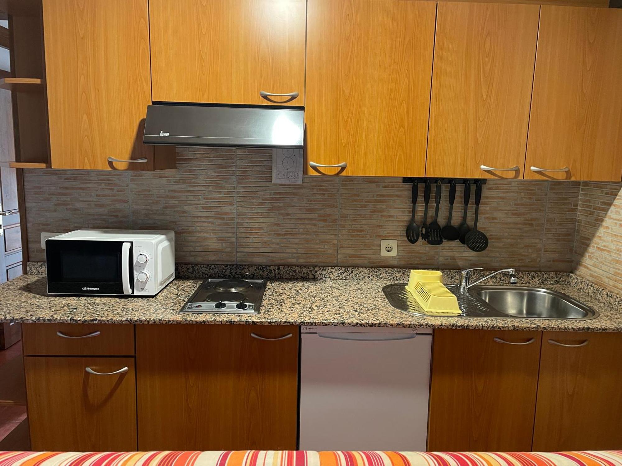 Apartamentos El Cueto De Los Collado Villanueva de Pria エクステリア 写真